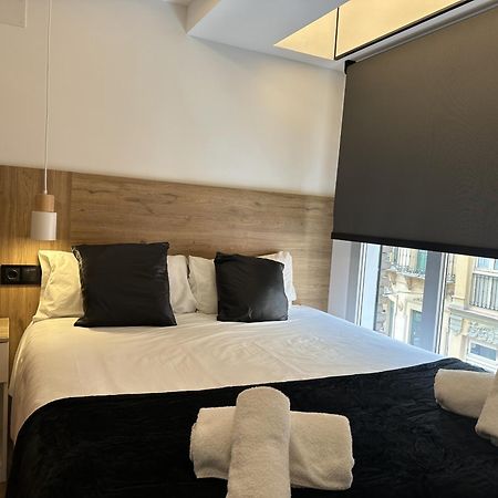 Irreverents Suites Malaga Ngoại thất bức ảnh