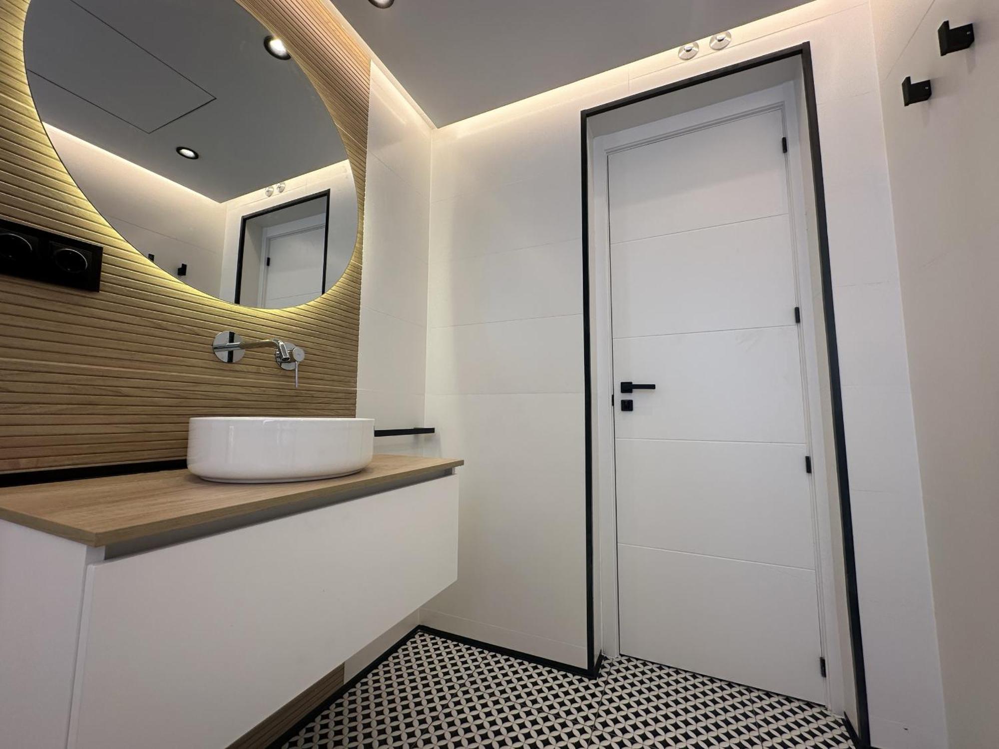 Irreverents Suites Malaga Ngoại thất bức ảnh