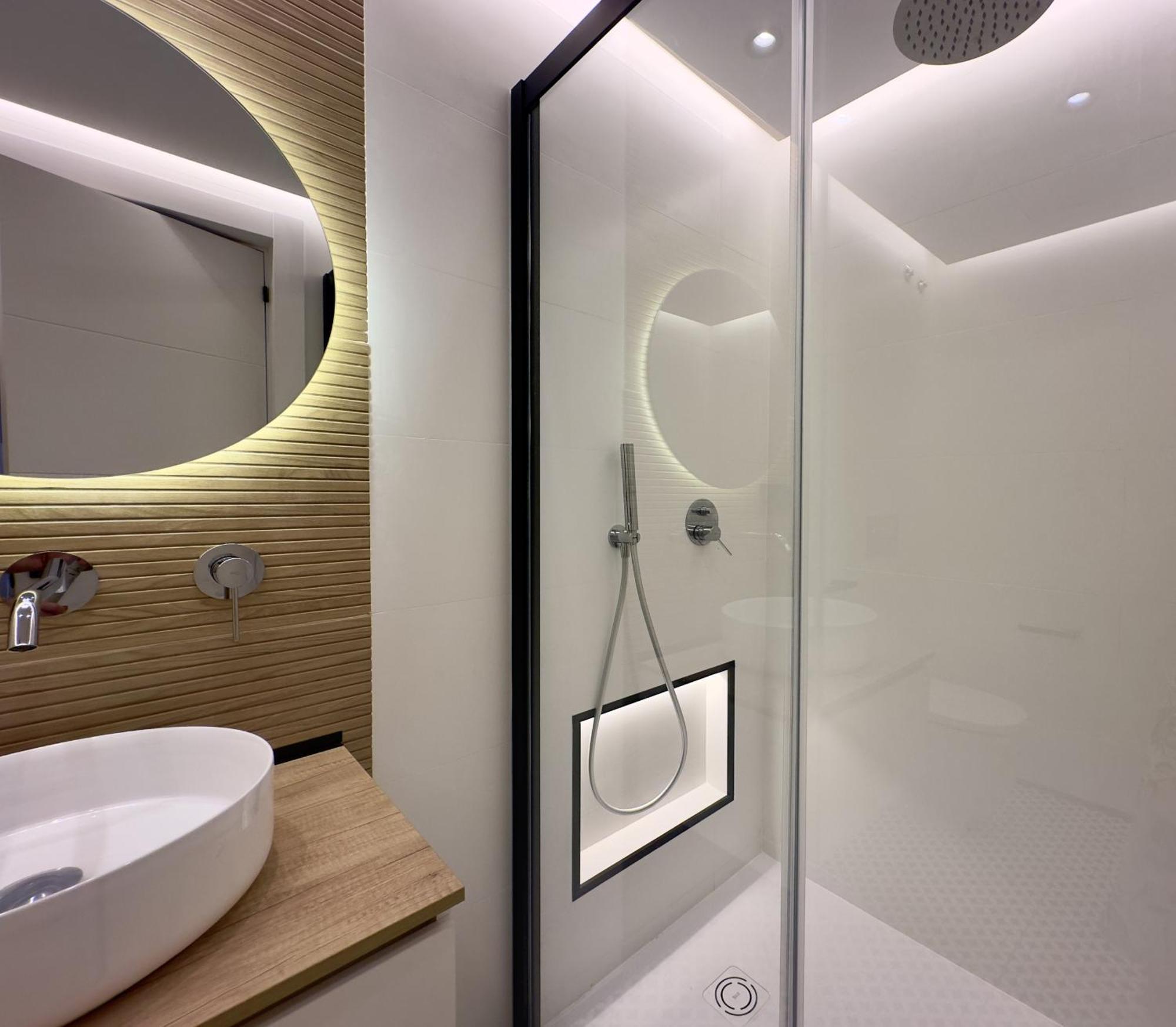 Irreverents Suites Malaga Ngoại thất bức ảnh
