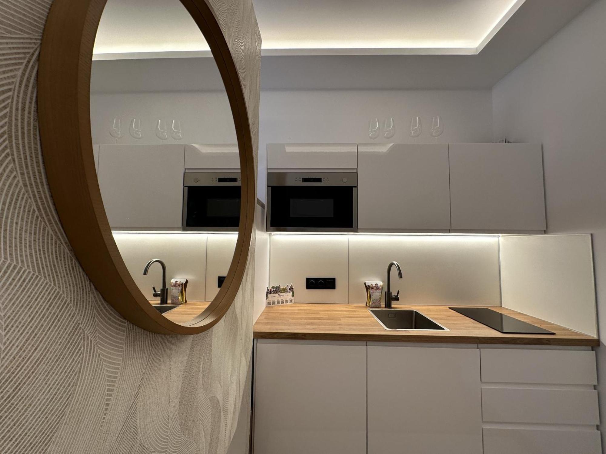 Irreverents Suites Malaga Ngoại thất bức ảnh